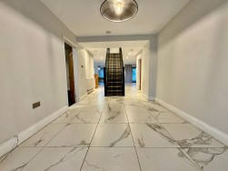 Fairfield, Penperlleni, NP4