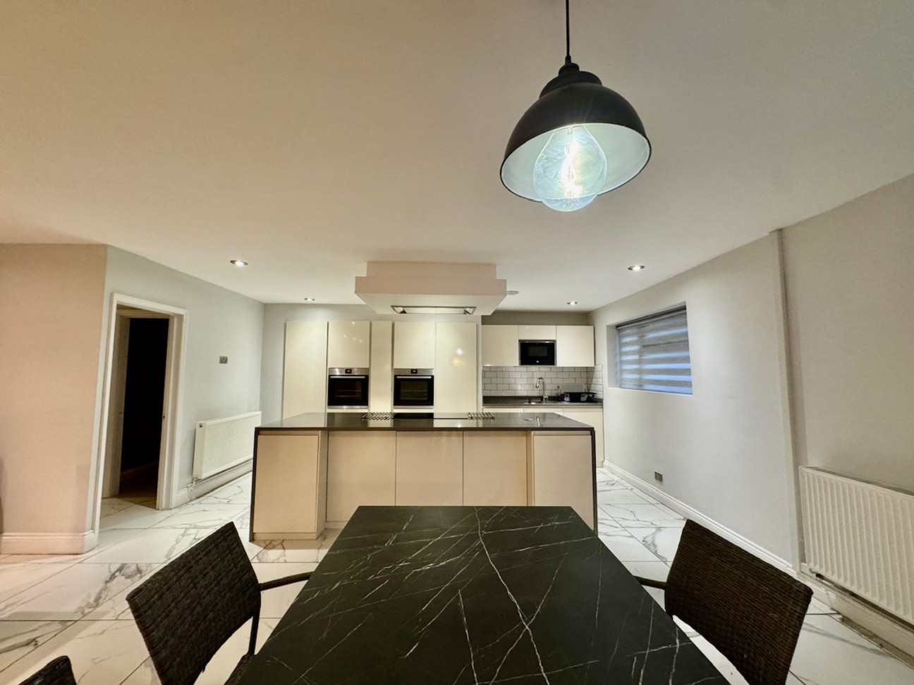 Fairfield, Penperlleni, NP4