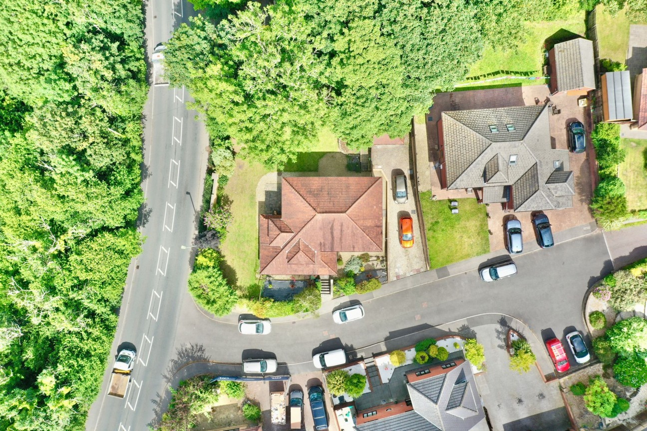 Copper Beeches, Penpedairheol, CF82