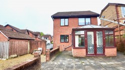 Bryn Derw, Blackwood, NP12