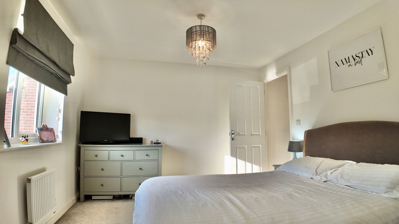 Cae'r Garreg, Oakdale, NP12