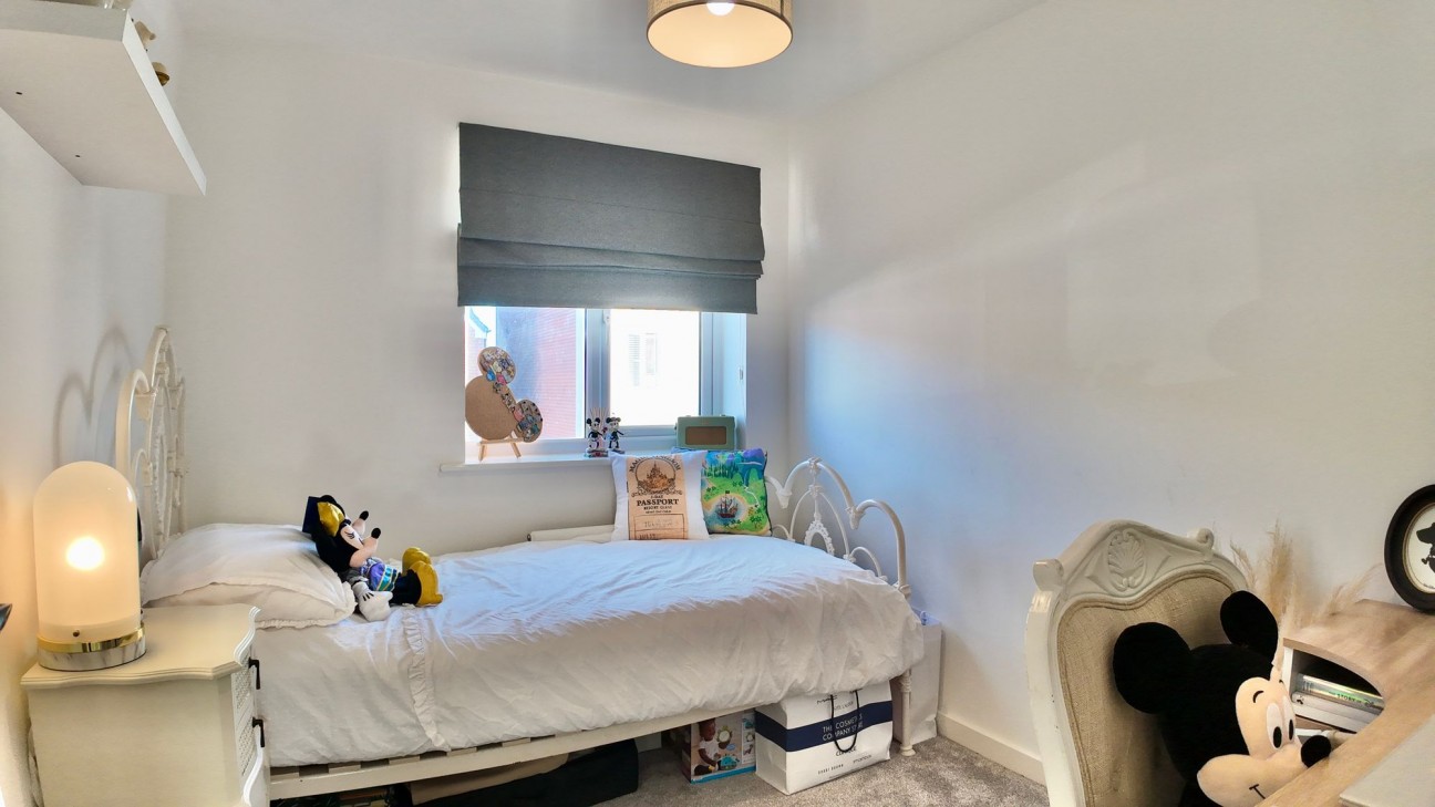 Cae'r Garreg, Oakdale, NP12