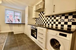 High Street, Newbridge, NP11