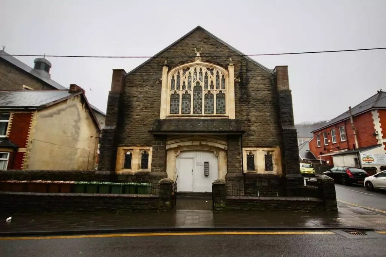 High Street, Newbridge, NP11