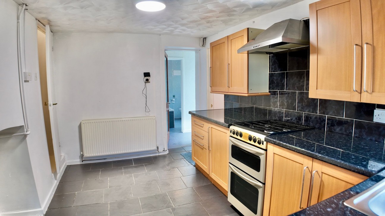 Hafod Fan Terrace, Six Bells, NP13