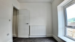 Queens Road, Elliots Town, NP24