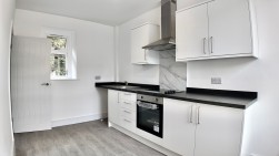 Queens Road, Elliots Town, NP24
