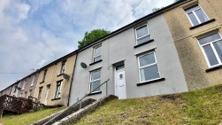 Queens Road, Elliots Town, NP24