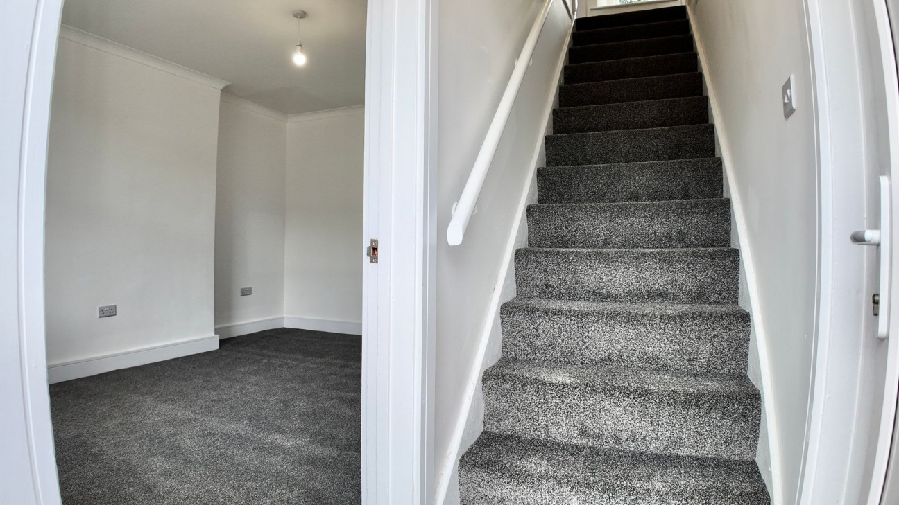 Queens Road, Elliots Town, NP24