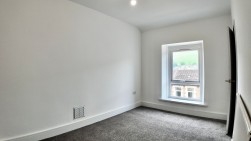 Queens Road, Elliots Town, NP24