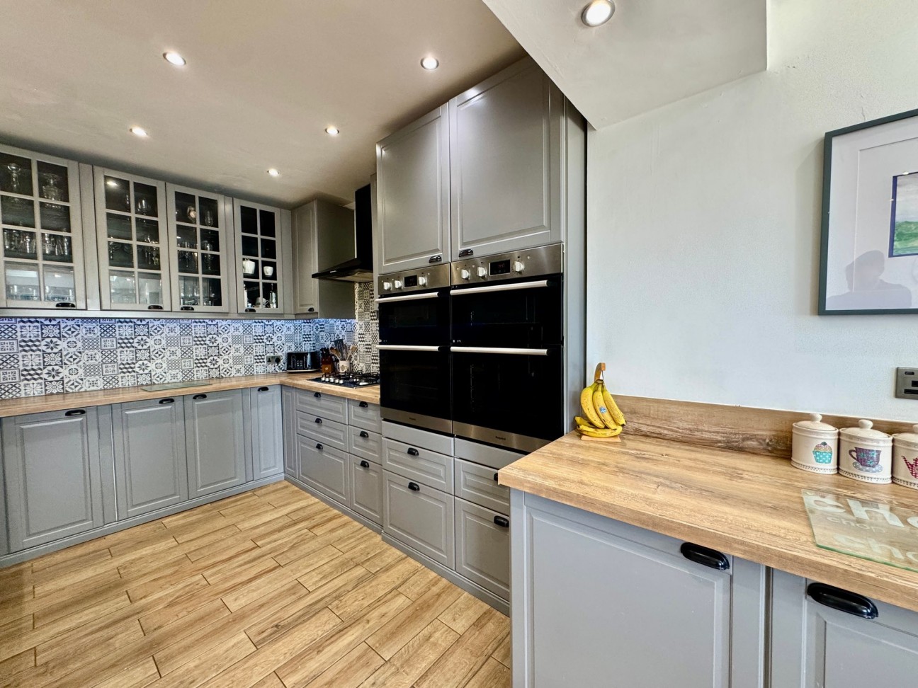 Cefn Road, Blackwood, NP12