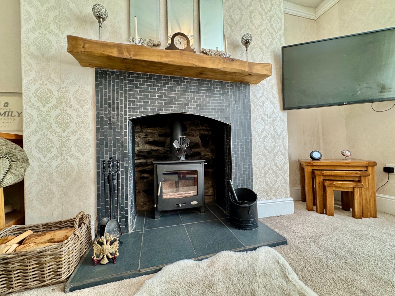 Cefn Road, Blackwood, NP12