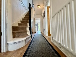 Cefn Road, Blackwood, NP12