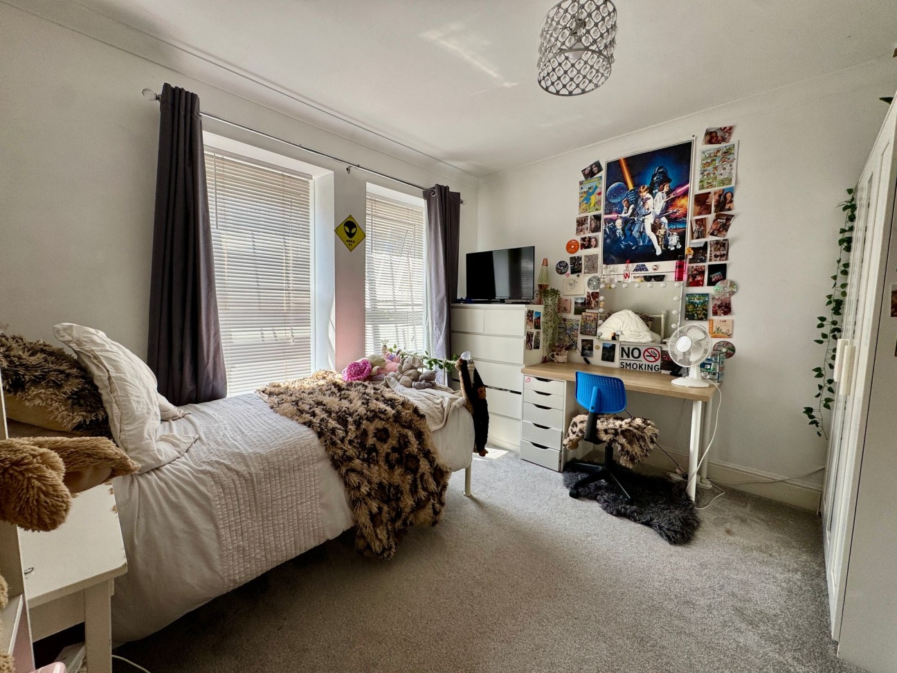 Cefn Road, Blackwood, NP12