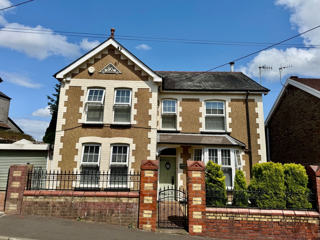 Cefn Road, Blackwood, NP12