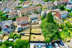 Cefn Road, Blackwood, NP12
