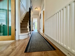 Cefn Road, Blackwood, NP12