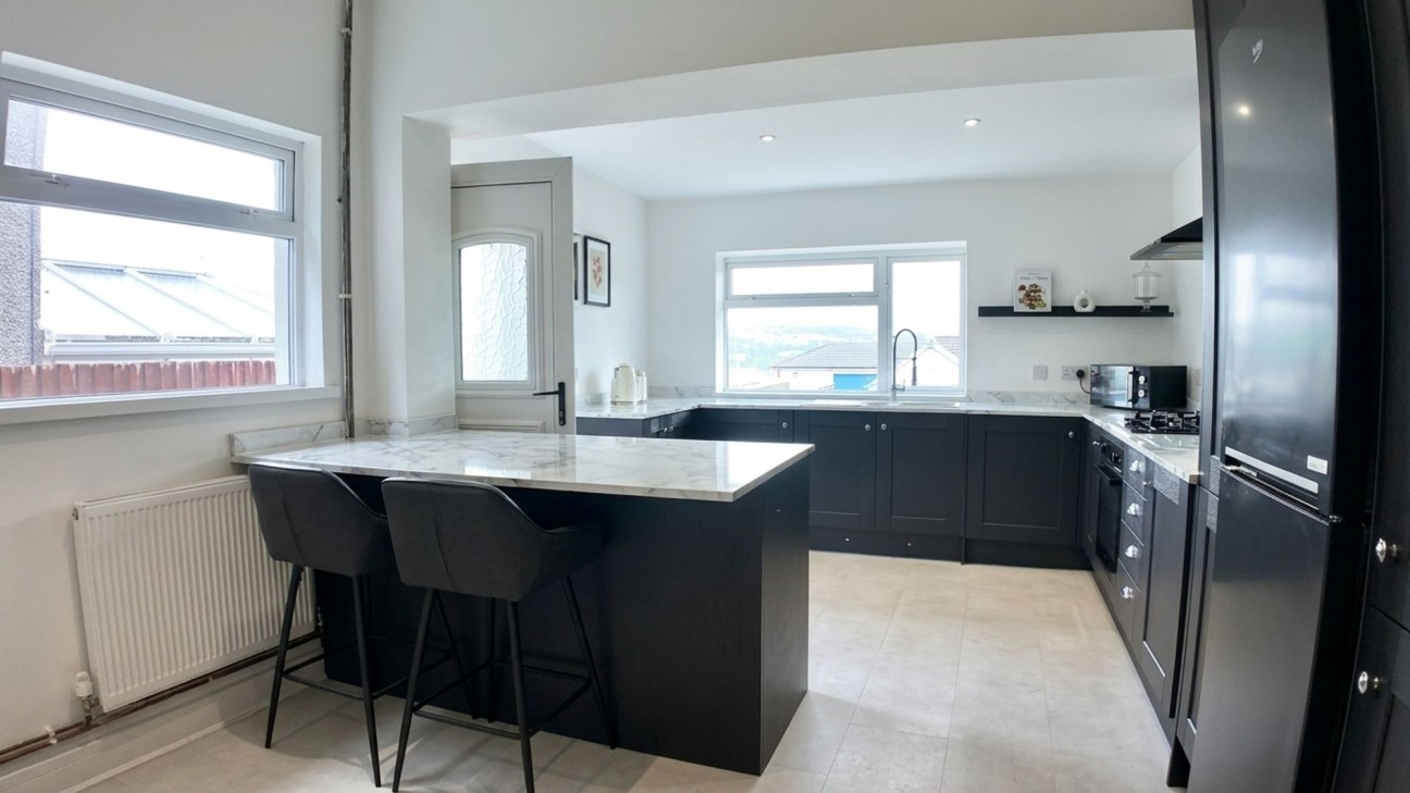 Gordon Road, Blackwood, NP12