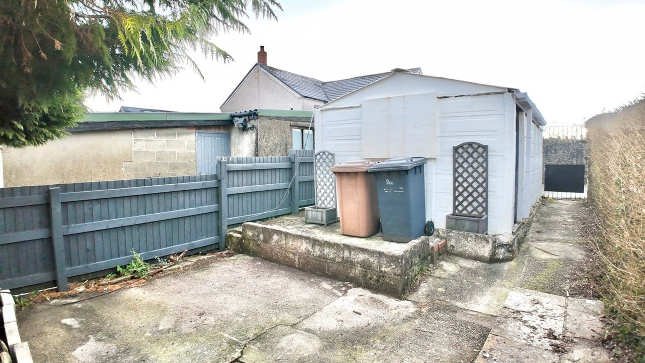 Gordon Road, Blackwood, NP12