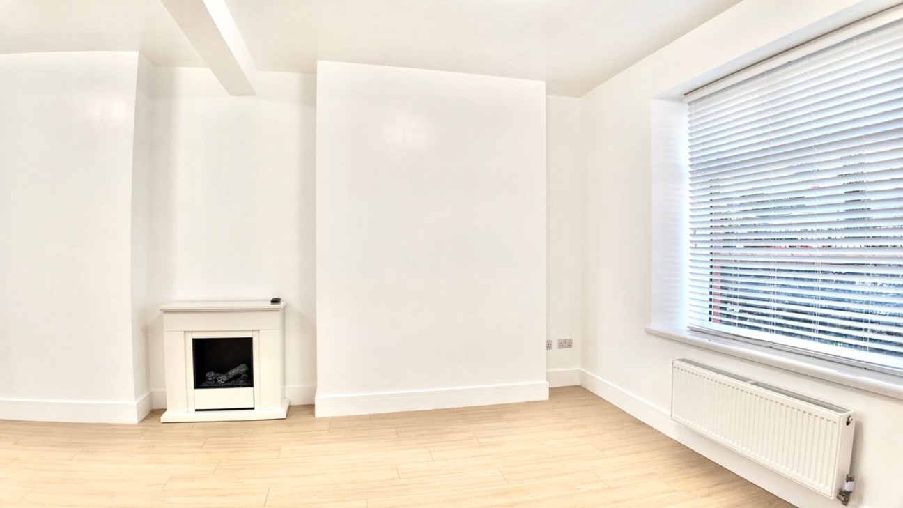 Gordon Road, Blackwood, NP12