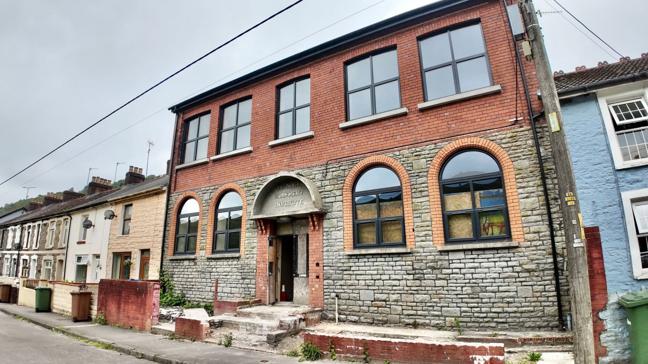 Station Terrace, Brithdir, NP24