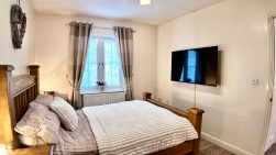 Clos Gwaith Dur, Ebbw Vale, NP23