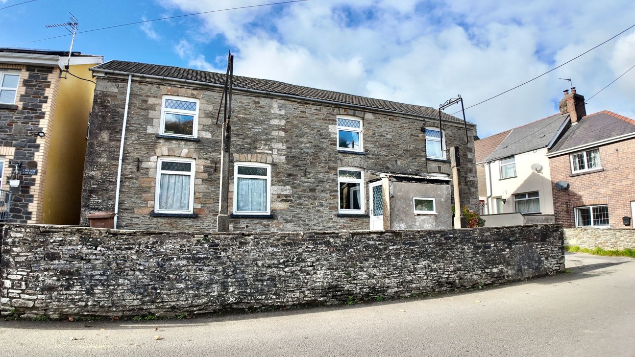 Manmoel, Blackwood, NP12