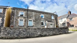 Manmoel, Blackwood, NP12