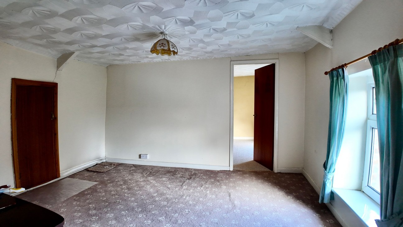 Manmoel, Blackwood, NP12