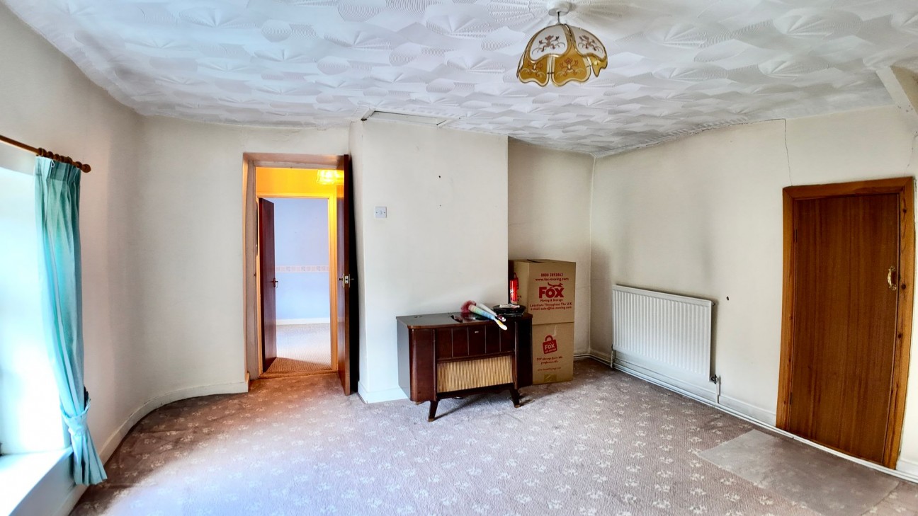 Manmoel, Blackwood, NP12