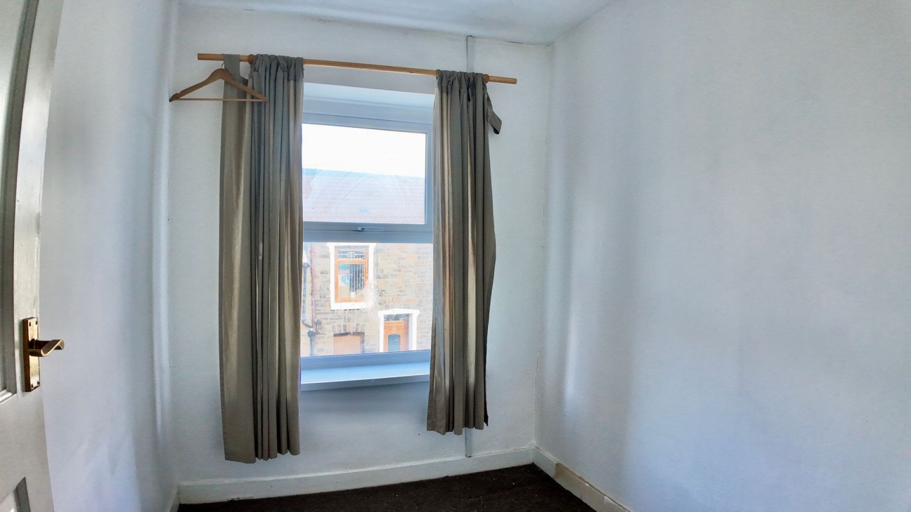 High Street, Mountain Ash, CF45