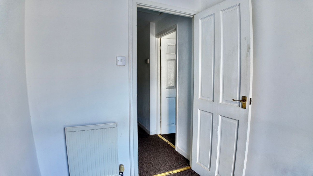 High Street, Mountain Ash, CF45