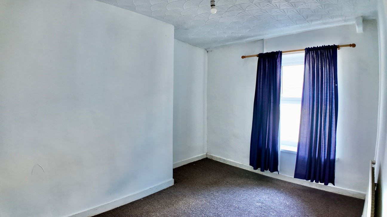 High Street, Mountain Ash, CF45