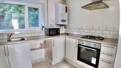 High Street, Mountain Ash, CF45