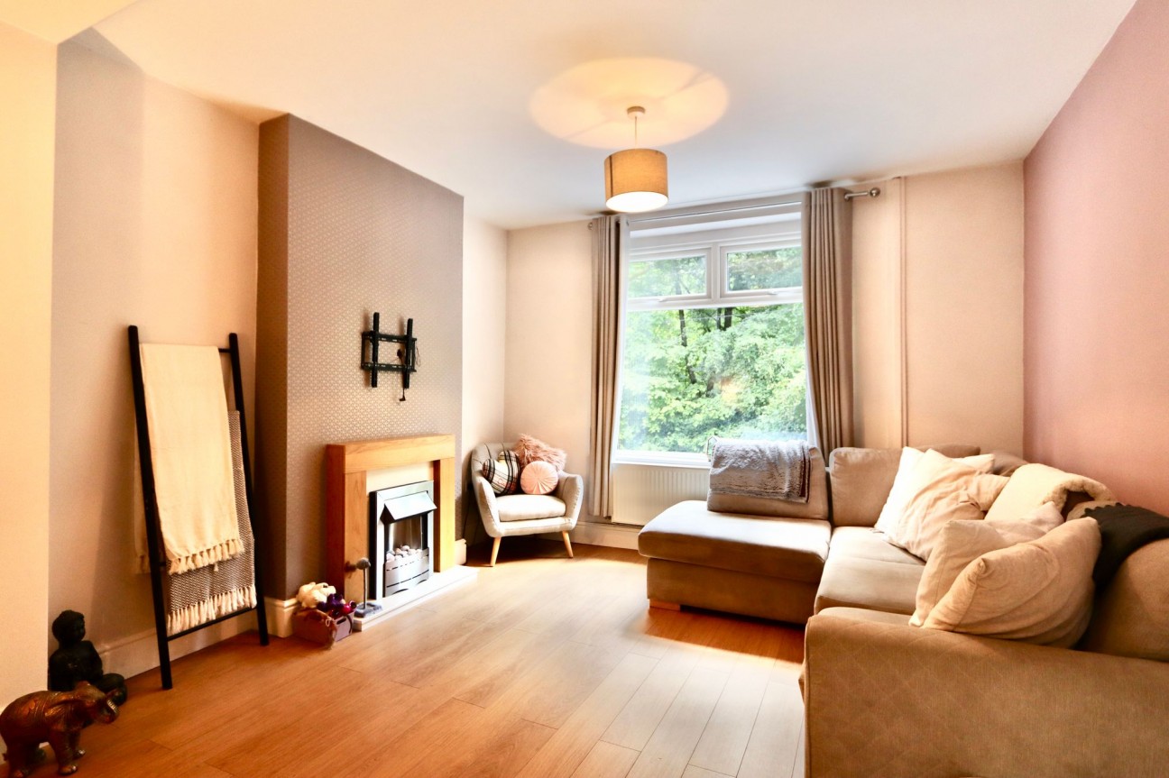 Wood View, Crumlin, NP11