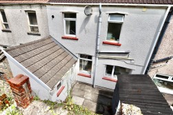 Wood View, Crumlin, NP11