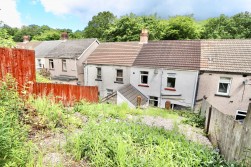 Wood View, Crumlin, NP11
