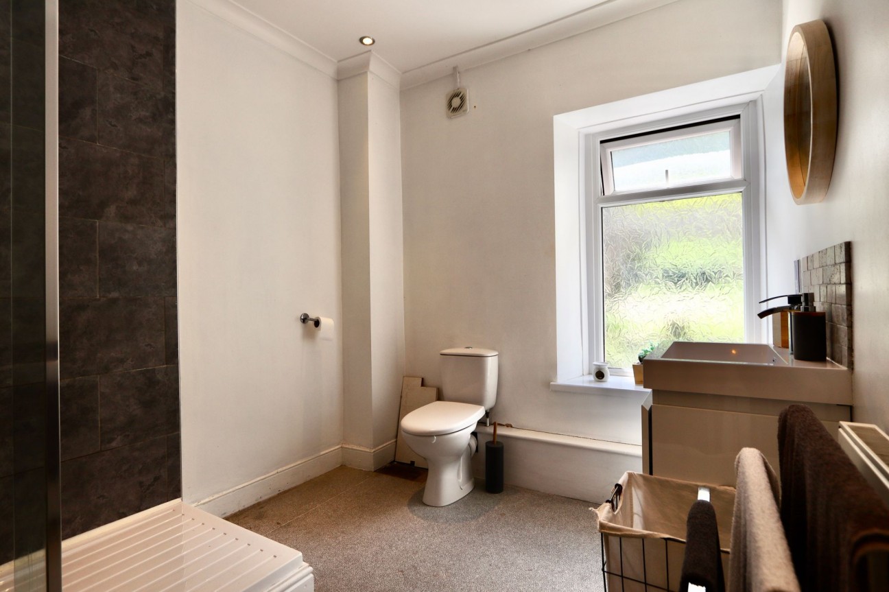 Wood View, Crumlin, NP11