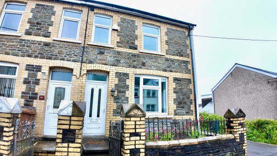 Gordon Road, Blackwood, NP12