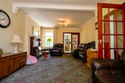 Gordon Road, Blackwood, NP12