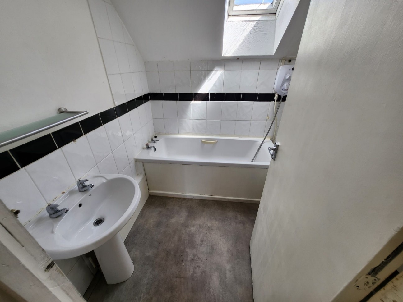 2-4 Wyndham Crescent, Cardiff, CF11
