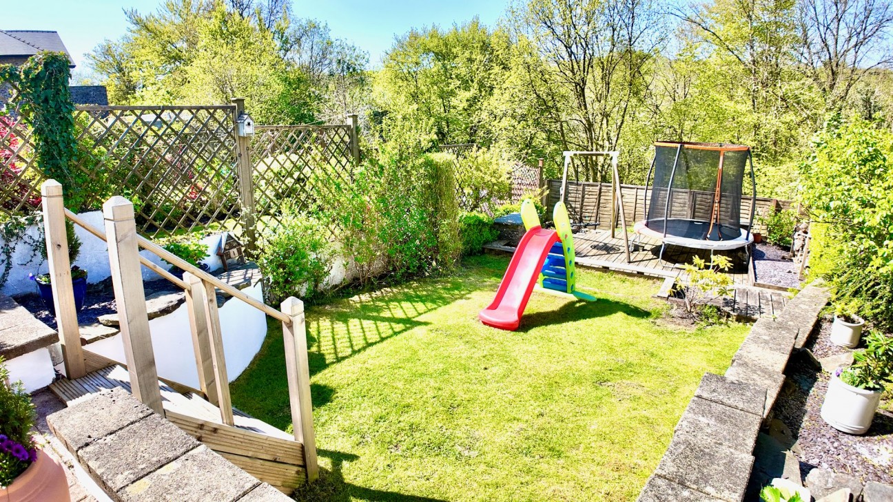 Victoria Road, Fleur De Lis, NP12