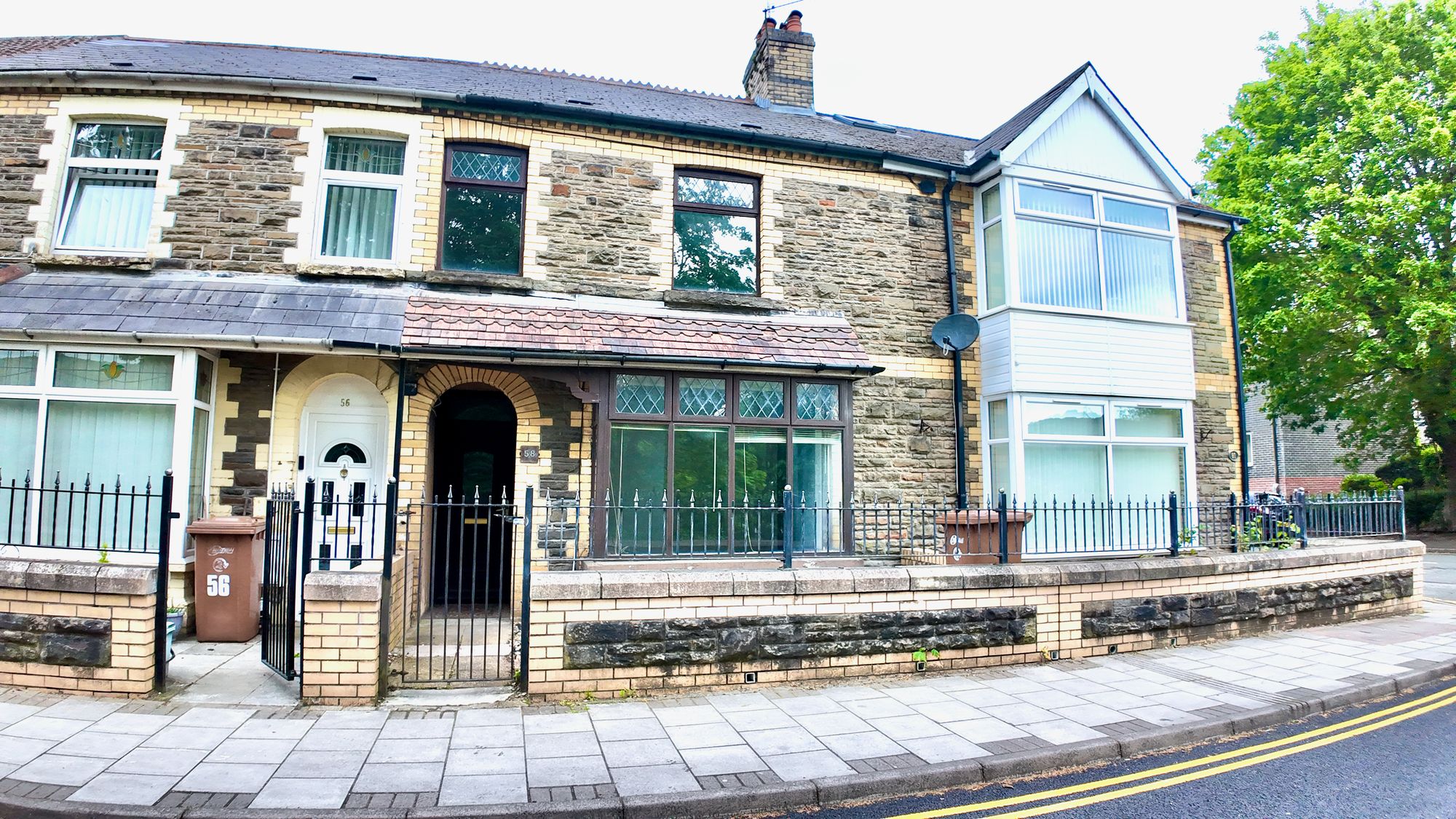 High Street, Llanbradach, CF83