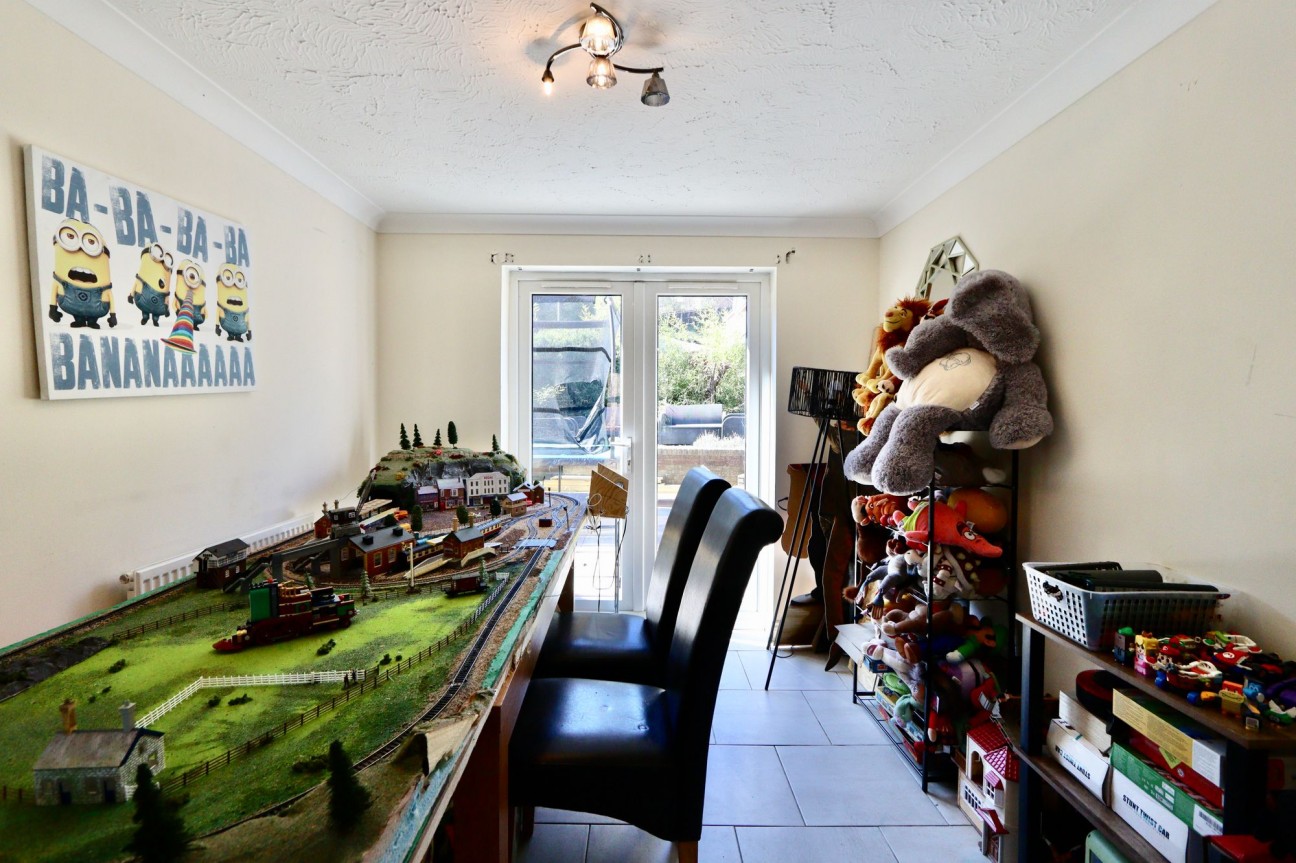 St. Andrews Drive, Pontllanfraith, NP12