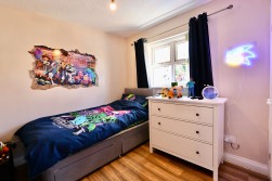 St. Andrews Drive, Pontllanfraith, NP12