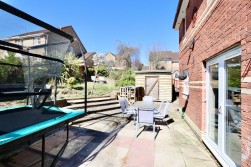 St. Andrews Drive, Pontllanfraith, NP12