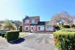 St. Andrews Drive, Pontllanfraith, NP12