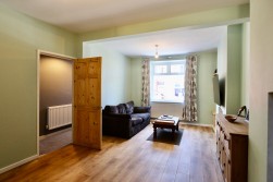 Elm Street, Aberbargoed, CF81