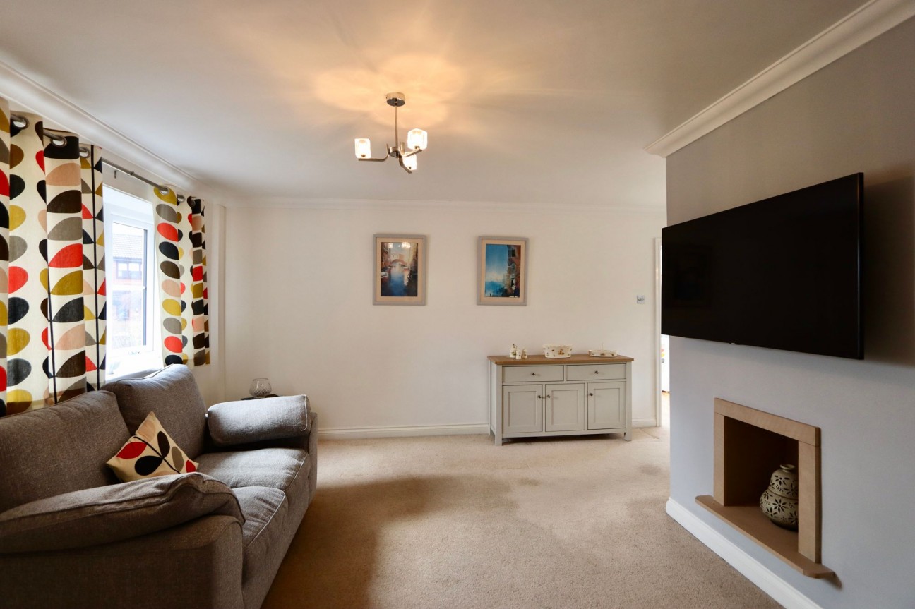 Beaumaris Way, Grove Park, NP12