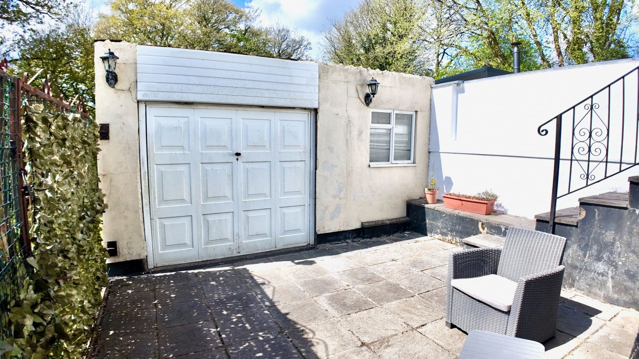 Gilboa Road, Newbridge, NP11